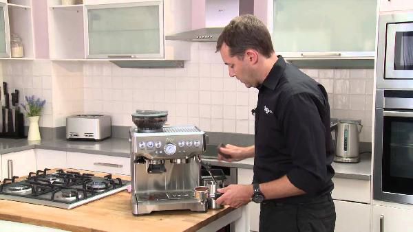 Abgelaufen! Sage Barista Express Espresso Siebträgermaschine für 364,65€ (statt 469€) - über Idealo! Abgelaufen! Sage Barista Express Espresso Siebträgermaschine für 364,65€ (statt 469€) über Idealo!
