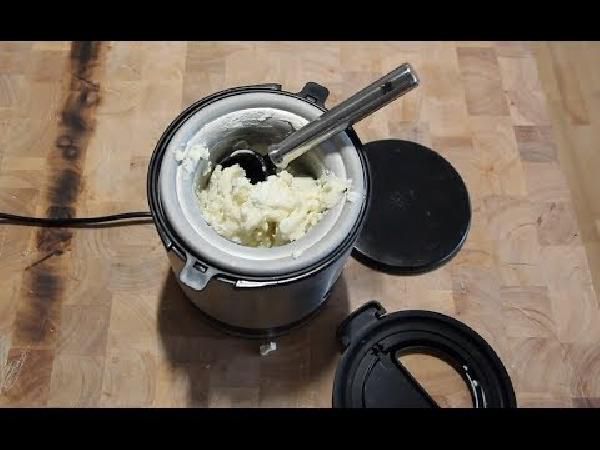 WMF Eismaschine mit 300ml für 34,99€ (statt 47€) - PayDirekt WMF Eismaschine mit 300ml für 34,99€ (statt 47€) PayDirekt