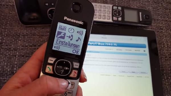 TELEKOM Sinus A 207 Duo - Schnurloses Telefonset mit 2 Mobilteilen für 25€ (statt 40€) TELEKOM Sinus A 207 Duo Schnurloses Telefonset mit 2 Mobilteilen für 25€ (statt 40€)