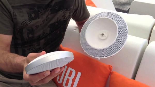 JBL Voyager - mobiler Bluetooth 2.1 Lautsprecher für 89,99€ (statt 126€) JBL Voyager mobiler Bluetooth 2.1 Lautsprecher für 89,99€ (statt 126€)