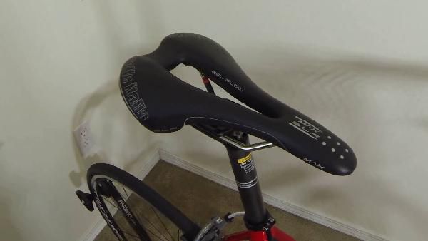 Selle Italia MAX SLR Gel Flow Fahrradsattel für 54,33€ (statt 105€) Selle Italia MAX SLR Gel Flow Fahrradsattel für 54,33€ (statt 105€)