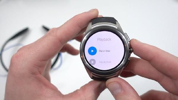 LG Watch Urbane 2nd Generation Smartwatch für 259,90€ (statt 379€) - Kundenretouren! LG Watch Urbane 2nd Generation Smartwatch für 259,90€ (statt 379€) Kundenretouren!