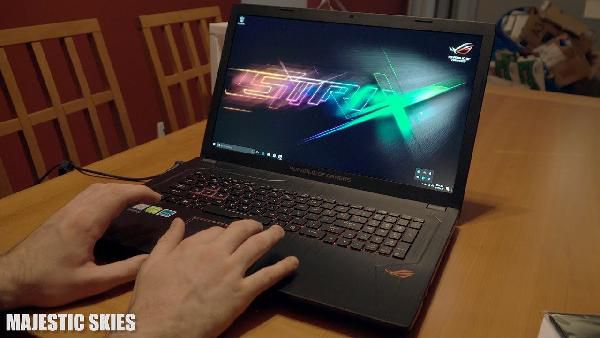 ASUS GL753VD-GC001T - 17 Zoll Gaming Notebook mit GTX 1050 für nur 799€ (statt 1.079€) + gratis Controller ASUS GL753VD GC001T 17 Zoll Gaming Notebook mit GTX 1050 für nur 799€ (statt 1.079€) + gratis Controller