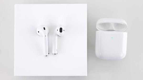 Apple AirPods (2019) mit Ladecase ab 143,91€ (statt 160€) Apple AirPods (2019) mit Ladecase ab 143,91€ (statt 160€)