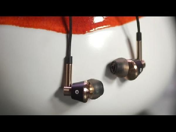 1MORE In-Ear-Kopfhörer mit Lightning-Anschluss für 49,95€ (statt 67€) 1MORE In Ear Kopfhörer mit Lightning Anschluss für 49,95€ (statt 67€)
