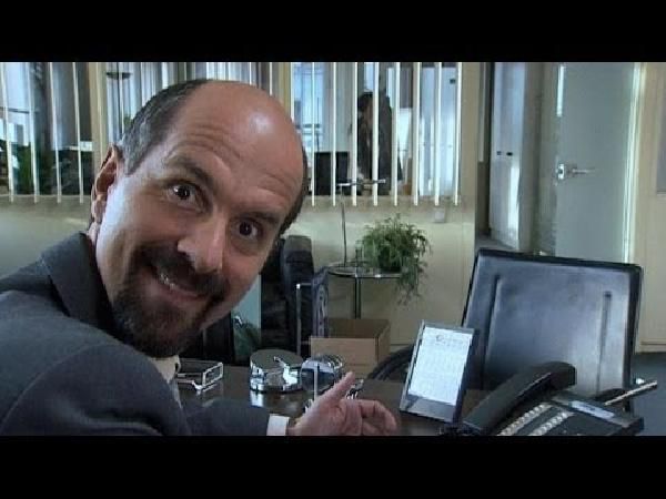 Stromberg Staffel 1-5 + Film auf DVD für 18€ (statt 28€) Stromberg Staffel 1 5 + Film auf DVD für 18€ (statt 28€)