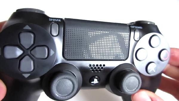 PlayStation DualShock 4 V2 Controller (neues Modell) für 36,90€ PlayStation DualShock 4 V2 Controller (neues Modell) für 36,90€