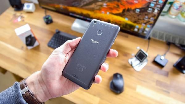 Gigaset GS270 - 5,2 Zoll Smartphone mit 16GB Speicher für 89,90€ (statt 113€) Gigaset GS270 5,2 Zoll Smartphone mit 16GB Speicher für 89,90€ (statt 113€)