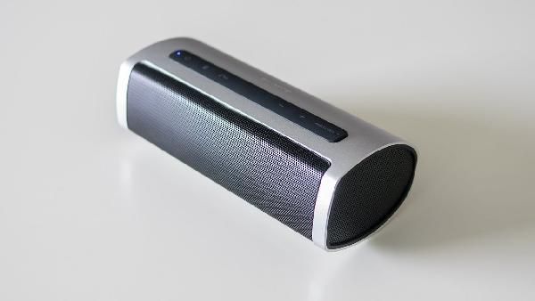 Onkyo X6 - Bluetooth-Lautsprecher für 75,90€ (statt 100€) Onkyo X6 Bluetooth Lautsprecher für 75,90€ (statt 100€)