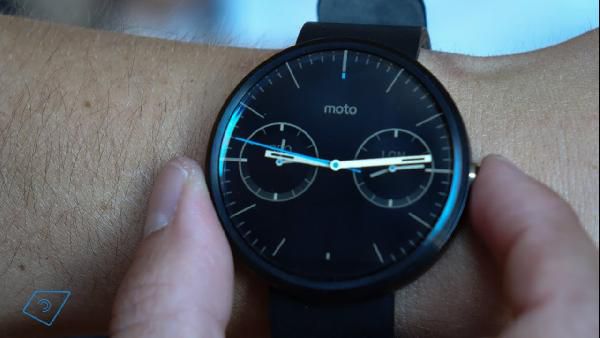 Motorola Moto 360 Smartwatch mit grauem Lederarmband für 154,38€ (statt 185€) Motorola Moto 360 Smartwatch mit grauem Lederarmband für 154,38€ (statt 185€)