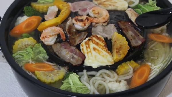 TomYang BBQ und Hot Pot Elektro Kochgrill mit Zubehör für 139€ TomYang BBQ und Hot Pot Elektro Kochgrill mit Zubehör für 139€