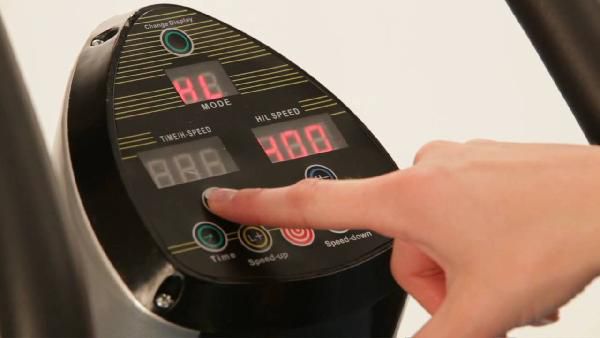 skandika Studio Vibration Plate Pro 700 Vibrationplatte für 339€ (statt 399€) skandika Studio Vibration Plate Pro 700 Vibrationplatte für 339€ (statt 399€)