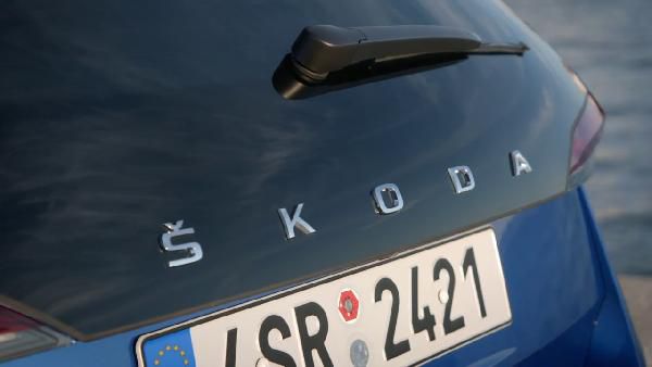 Inzahlung: Skoda Scala Drive G-Tec mit 90 PS (Erdgas) im Leasing für 79€ mtl. Inzahlung: Skoda Scala Drive G Tec mit 90 PS (Erdgas) im Leasing für 79€ mtl.