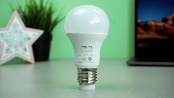 Xiaomi PHILIPS Zhirui LED-Glühbirne mit App-Steuerung für 11,22€ Xiaomi PHILIPS Zhirui LED Glühbirne mit App Steuerung für 11,22€