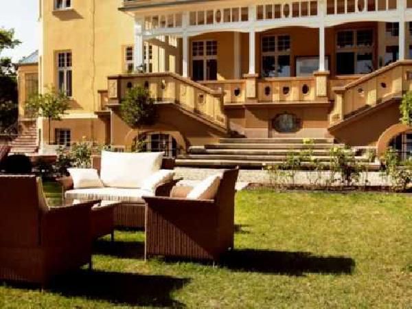 2 ÜN in 5* Schlosshotel Wendorf in Meck-Pomm inkl. Frühstück, Dinner & Wellness ab 139€ p.P. 2 ÜN in 5* Schlosshotel Wendorf in Meck Pomm inkl. Frühstück, Dinner & Wellness ab 139€ p.P.