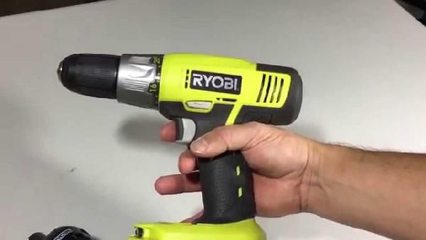 RYOBI 2-Gang Akku-Bohrschrauber ONE+ (R18DDP) mit 2 Akkus ab 84,99€ (statt 168€) RYOBI 2 Gang Akku Bohrschrauber ONE+ (R18DDP) mit 2 Akkus ab 84,99€ (statt 168€)