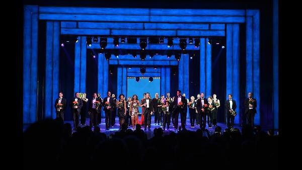 Musicalticket Musicalticket Bodyguard & 1 2 ÜN in Stuttgart inkl. Frühstück, Willkommensgetränk, Minibarnutzung ab 99€ p.P.