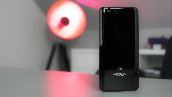 Xiaomi Mi 6 Smartphone mit Dual-Kamera und 64GB für 296,95€ Xiaomi Mi 6 Smartphone mit Dual Kamera und 64GB für 296,95€
