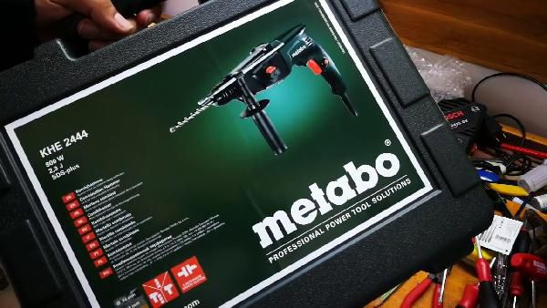 Metabo KHE 2444 Kombihammer 800W inkl. Koffer für 75€ (statt 93€) Metabo KHE 2444 Kombihammer 800W inkl. Koffer für 75€ (statt 93€)