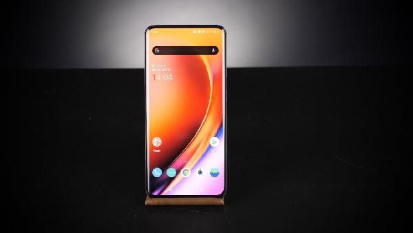 OnePlus 7T Pro für 139€ + Vodafone Flat mit 10GB LTE für 36,99€ mtl. OnePlus 7T Pro für 139€ + Vodafone Flat mit 10GB LTE für 36,99€ mtl.