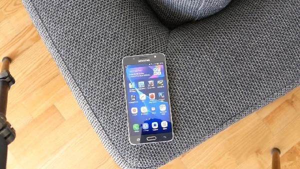 Base Allnet-Flat mit 2GB LTE für 10,99€ mtl. + Samsung Galaxy J5 (2016) für 65,45€ (statt 159€) Base Allnet Flat mit 2GB LTE für 10,99€ mtl. + Samsung Galaxy J5 (2016) für 65,45€ (statt 159€)