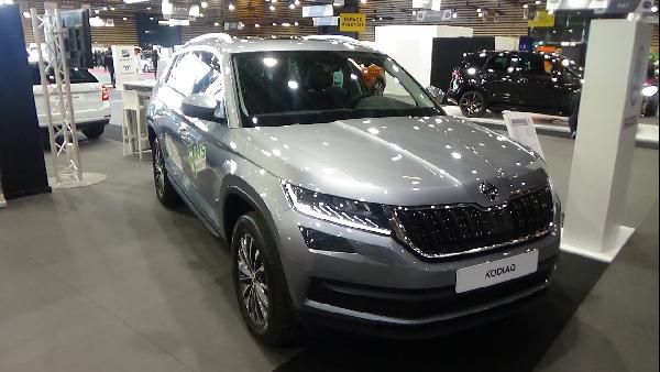 Ausverkauft! Privat: Skoda Kodiaq Sportline 1.5 TSI DSG mit 150PS auf 19 Ausverkauft! Privat: Skoda Kodiaq Sportline 1.5 TSI DSG mit 150PS auf 19 Alus ab 253€ brutto mtl. LF 0,68