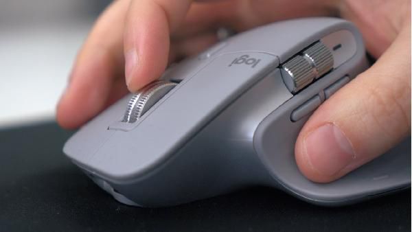 Logitech MX Master - kabellose Maus für Windows & Mac schwarz für 49,99€ (statt 72€!) Logitech MX Master kabellose Maus für Windows & Mac schwarz für 49,99€ (statt 72€!)