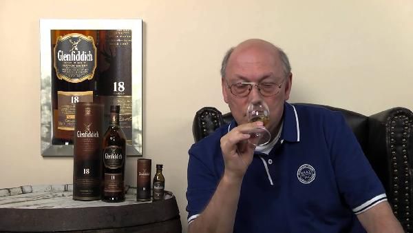 Ausverkauft! Glenfiddich Single Malt Scotch Whisky 18 Jahre (0,7l 40%) für 54,99€ (statt 61€) Ausverkauft! Glenfiddich Single Malt Scotch Whisky 18 Jahre (0,7l 40%) für 54,99€ (statt 61€)
