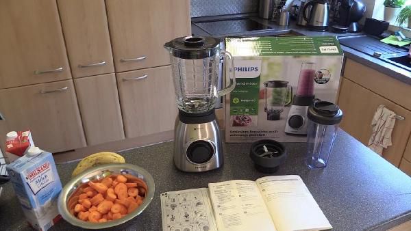 Philips HR3555 Standmixer mit 2 Liter Glasbehälter für 53,99€ (statt 77€) Philips HR3555 Standmixer mit 2 Liter Glasbehälter für 53,99€ (statt 77€)