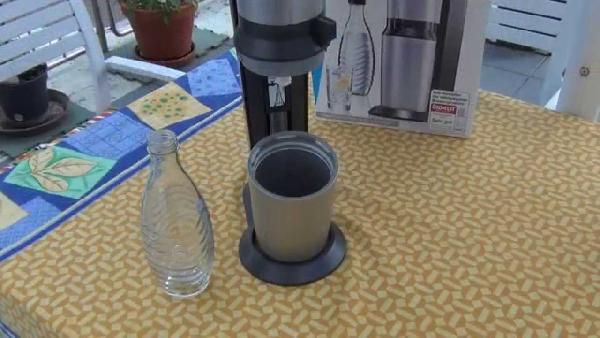 HOT! Sodastream Crystal Wassersprudler Titan + 2 Glaskaraffen für 88€ (statt 110€) HOT! Sodastream Crystal Wassersprudler Titan + 2 Glaskaraffen für 88€ (statt 110€)