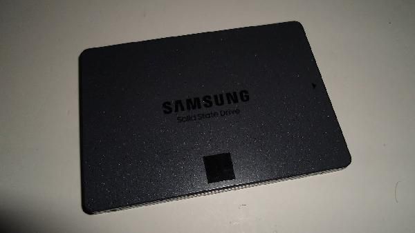 Samsung 860 QVO - 1TB SSD für 84,99€ (statt 97€) Samsung 860 QVO 1TB SSD für 84,99€ (statt 97€)