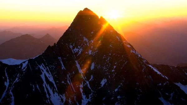 Last Minute: ÜN im 4,5* Apartmenthotel Schönblick Mountain Resort im Salzburger Land ab 59€ p.P. Last Minute: ÜN im 4,5* Apartmenthotel Schönblick Mountain Resort im Salzburger Land ab 59€ p.P.