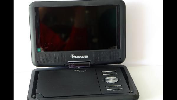 WONNIE 10.5 WONNIE 10.5 tragbarer DVD Player mit schwenkbaren Bildschirm für 29,49€ (statt 59€)