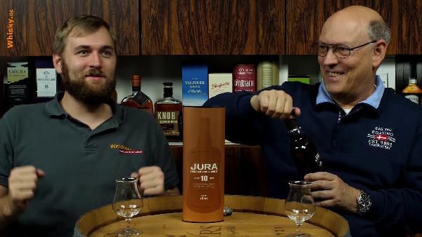 Jura 10 Years Old Single Malt Scotch Whisky mit Geschenkverpackung (1x 0.7 Liter) für 23,97€ (statt 32€) Jura 10 Years Old Single Malt Scotch Whisky mit Geschenkverpackung (1x 0.7 Liter) für 23,97€ (statt 32€)