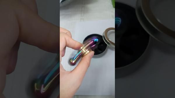Farbenfroher Fidget Spinner mit 6 Armen für 3,78€ Farbenfroher Fidget Spinner mit 6 Armen für 3,78€
