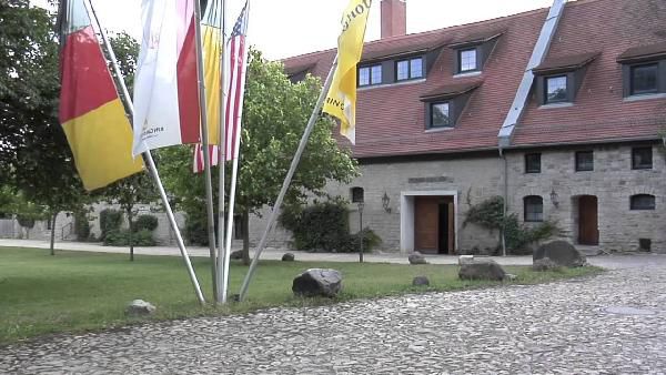 2 ÜN im 4*-Schlosshotel inkl. Frühstück, Candle-Light-Dinner & Wellness ab 119€ p.P. 2 ÜN im 4* Schlosshotel inkl. Frühstück, Candle Light Dinner & Wellness ab 119€ p.P.