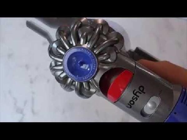 Dyson V8 Fluffy+ Staubsauger refurb. für 259,90€ (statt 335€) Dyson V8 Fluffy+ Staubsauger refurb. für 259,90€ (statt 335€)