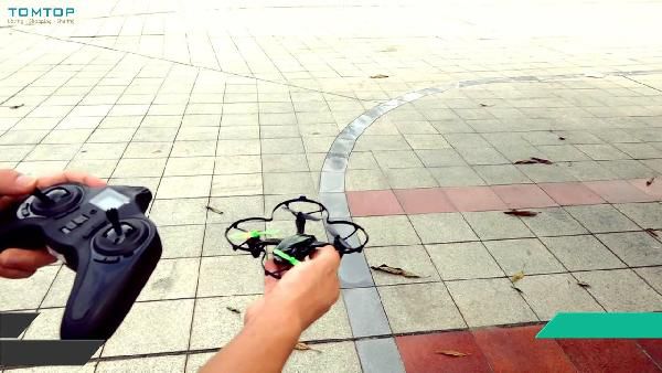 Hubsan X4 H107C - 2.4G 4CH RC RTF Quadcopter für 31,23€ (statt 40€) Hubsan X4 H107C 2.4G 4CH RC RTF Quadcopter für 31,23€ (statt 40€)