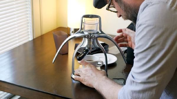 ROK Espressomaschine mit Edelstahl-Milchschäumer für 86,79€ (statt 123€) ROK Espressomaschine mit Edelstahl Milchschäumer für 86,79€ (statt 123€)