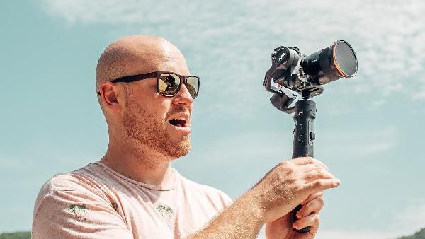 ZHIYUN Crane M2 Gimbal mit 3-Achsen Stabilisator für 239€ (statt 289€) ZHIYUN Crane M2 Gimbal mit 3 Achsen Stabilisator für 239€ (statt 289€)
