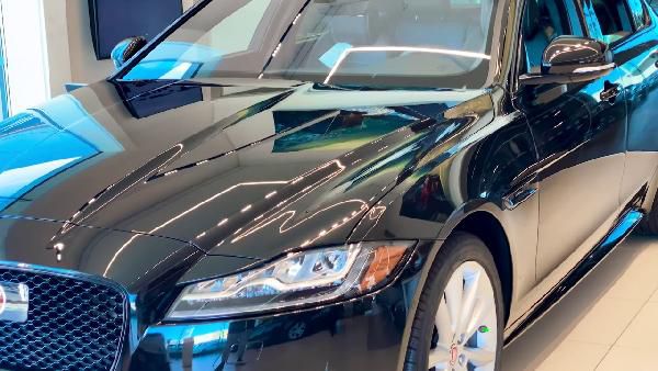 Privat & Gewerbe: Jaguar XF 30t AWD Chequered Flag in Yulong White mit 300PS für 399€ - LF 0,53 Privat & Gewerbe: Jaguar XF 30t AWD Chequered Flag in Yulong White mit 300PS für 399€ LF 0,53