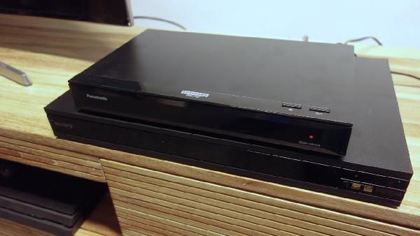 PANASONIC DMP-UB704 UltraHD Blu-ray-Player für 199€ (statt 277€) PANASONIC DMP UB704 UltraHD Blu ray Player für 199€ (statt 277€)