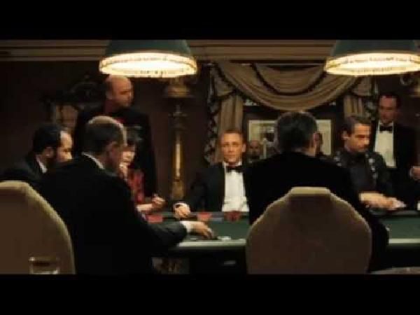 James Bond Collection 2017 auf Blu-Ray für 43€ (statt 71€) James Bond Collection 2017 auf Blu Ray für 43€ (statt 71€)