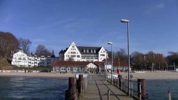 ÜN im 4*S Strandhotel Glücksburg inkl. Frühstück, Dinner und Wellness ab 64,50€ p.P. bis März ÜN im 4*S Strandhotel Glücksburg inkl. Frühstück, Dinner und Wellness ab 64,50€ p.P. bis März