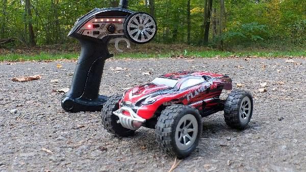 Fernsteuerbarer Off-Road Buggy WLtoys A999 im Maßstab 1:24 für 18,99€ Fernsteuerbarer Off Road Buggy WLtoys A999 im Maßstab 1:24 für 18,99€