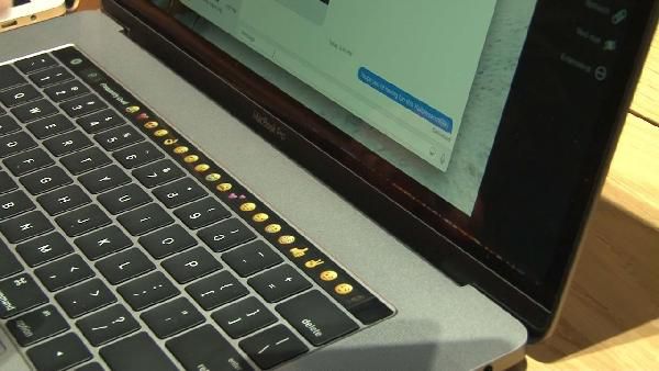 Macbook Pro Late 2016 mit 150€ Rabatt bei 10 Monate Finanzierung + 5% EDU Rabatt Macbook Pro Late 2016 mit 150€ Rabatt bei 10 Monate Finanzierung + 5% EDU Rabatt