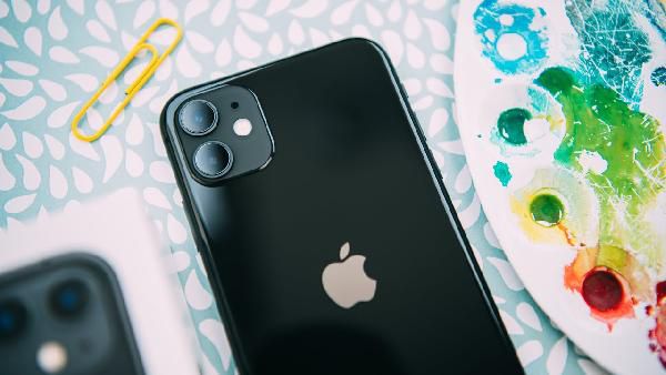 Apple iPhone 11 mit 128GB für 729€ (statt 787€) Apple iPhone 11 mit 128GB für 729€ (statt 787€)