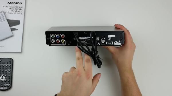 DVD-Player Medion Life E71021 mit HDMI, USB und MPEG4 für 14,95€ (statt 41€) DVD Player Medion Life E71021 mit HDMI, USB und MPEG4 für 14,95€ (statt 41€)