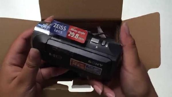 SONY HDR-CX 240 EB FullHD-Camcorder mit 27x Zoom für 144€ (statt 162€) SONY HDR CX 240 EB FullHD Camcorder mit 27x Zoom für 144€ (statt 162€)