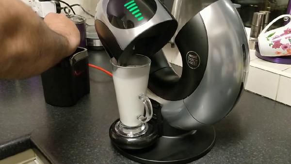 DeLonghi Dolce Gusto Eclipse Maschine für 74,99€ (statt 89€) DeLonghi Dolce Gusto Eclipse Maschine für 74,99€ (statt 89€)